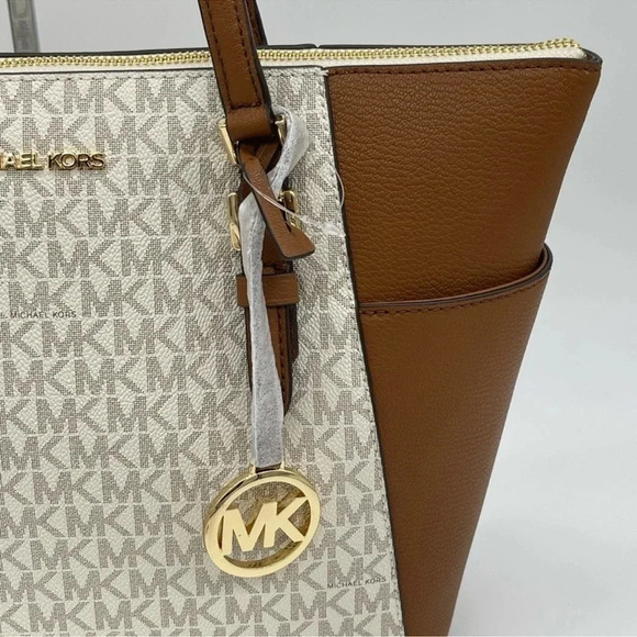 Michael Kors LG Charlotte Tote Bag & Large MF Flat Phone Case Wallet Vanilla - Picture 5 of 13